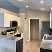 Well equipped kitchen photo_27-01-2018_17_45_16.jpg