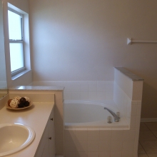 En Suite Bathroom photo_jun_03_19_39_14.jpg